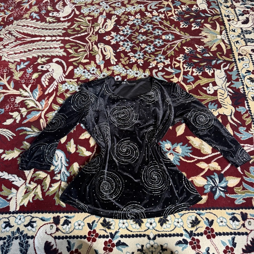 Whimsigoth velvet swirl top